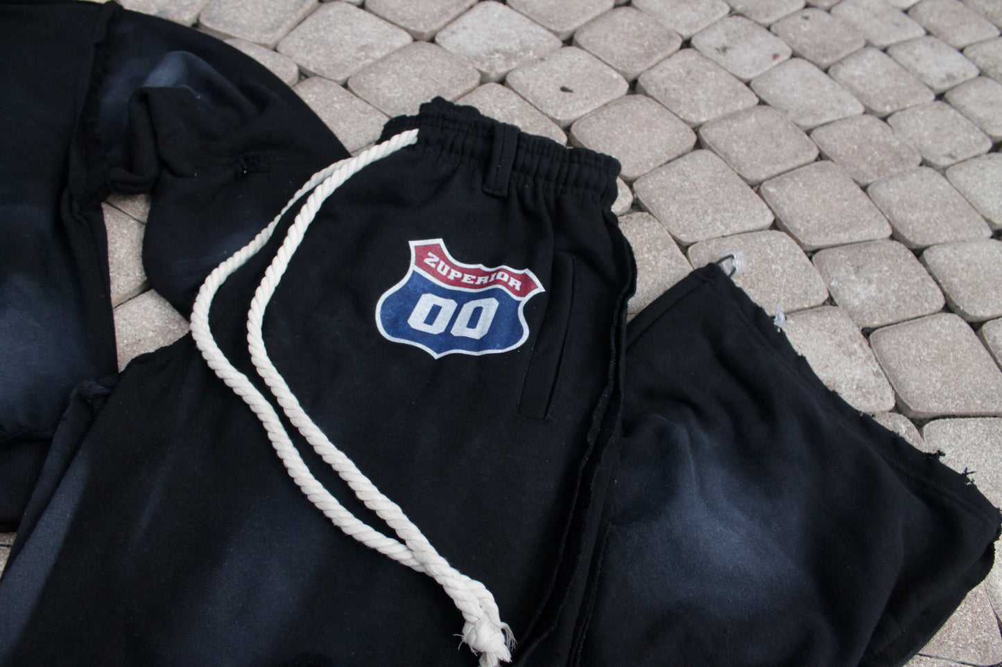 BLACK INTERSTATE SET