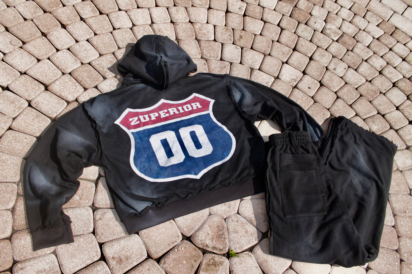 BLACK INTERSTATE SET